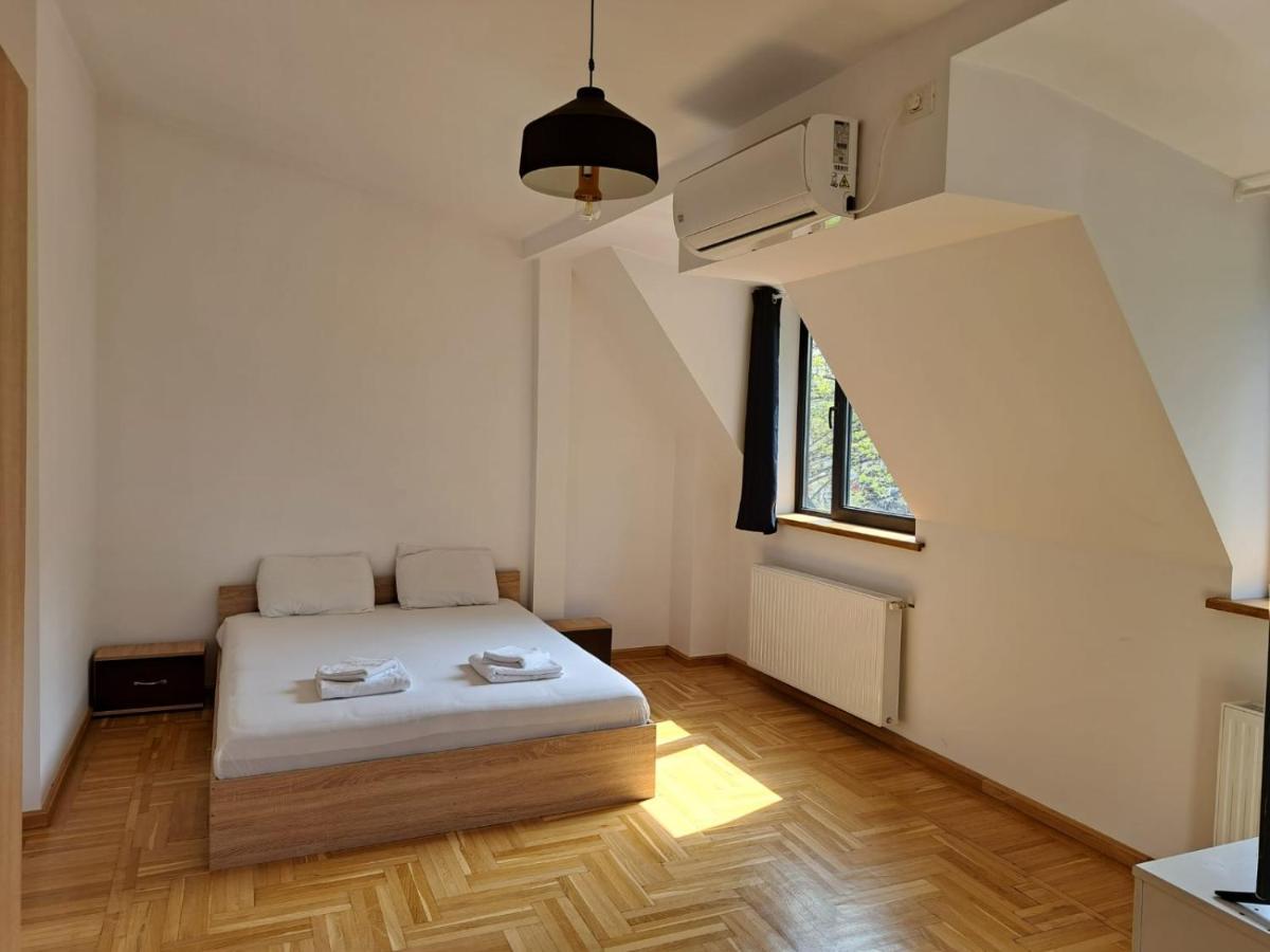 Vila Ris Bucharest Unirii ,Centru Luaran gambar