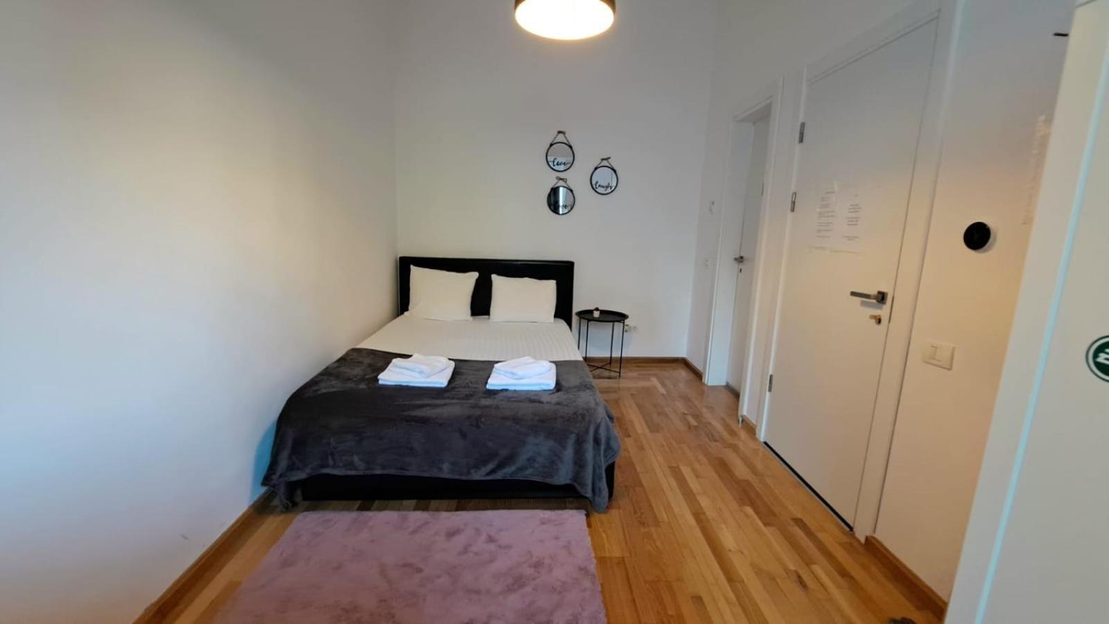 Vila Ris Bucharest Unirii ,Centru Luaran gambar