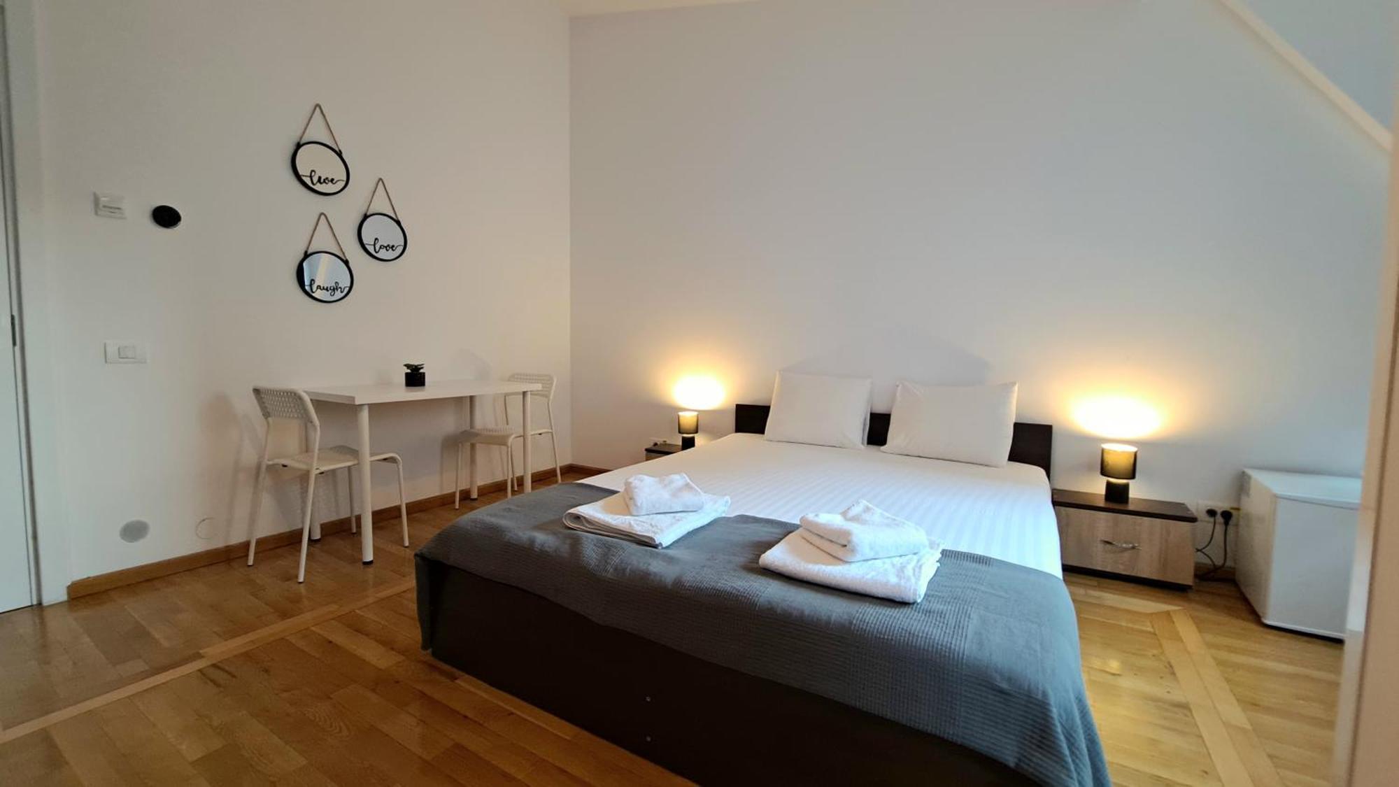 Vila Ris Bucharest Unirii ,Centru Luaran gambar